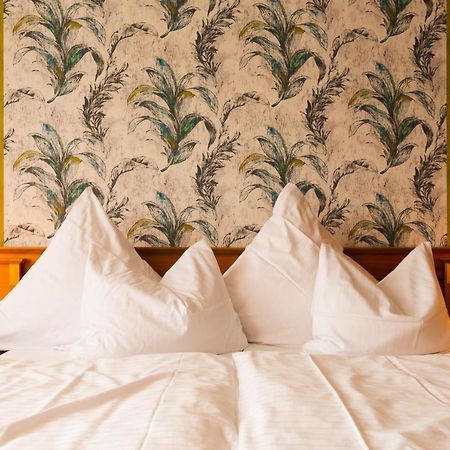 Biobausewein Wein Hotel Leben 이포펜 외부 사진